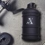Спортна бутилка за вода ATHLETE-X STORE™ 2.2L (черно матово), снимка 1 - Спортна екипировка - 44478115