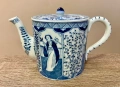 Античен холандски порцеланов чайник „Long Eliza“, Mosa, ок. 1900 г., снимка 1