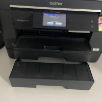 Принтер Brother, снимка 2 - Принтери, копири, скенери - 44750145