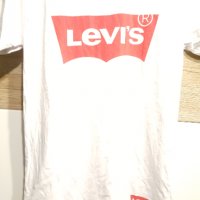 Оригинална винтидж дамска тениска Levis, снимка 1 - Тениски - 33599629