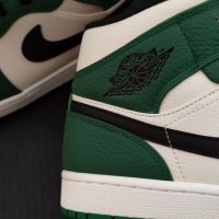 Нови зелени обувки маратонки Кецове Nike Air Jordan 1 Pine Green размер 44 Номер 28см стелка shoes , снимка 4 - Кецове - 40459762