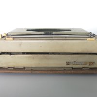 Пишеща машина Марица, снимка 3 - Антикварни и старинни предмети - 44178223
