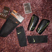 Nike Mercurial Lite Football Shinguards Sz L, снимка 3 - Други - 36238695