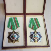 Комплект орден за военна доблест и заслуга, снимка 1 - Антикварни и старинни предмети - 44438470