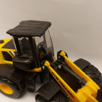 bburago New Holland Фадрома Булдозер Пластмасова Играчка 1:50, снимка 8 - Колекции - 44601865