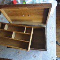 Старинно дървено ковчеже сандъче от орех, снимка 6 - Колекции - 41661776