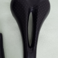 Маркови седалки Selle Italia, Selle Royal, снимка 6 - Части за велосипеди - 44581887