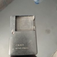 Зарядно за батерия за фотоапарат Casio, снимка 1 - Батерии, зарядни - 40045904