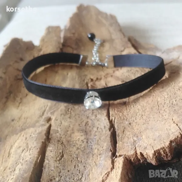 Ръчно изработен чокър от черно кадифе с кристал 20348, снимка 1