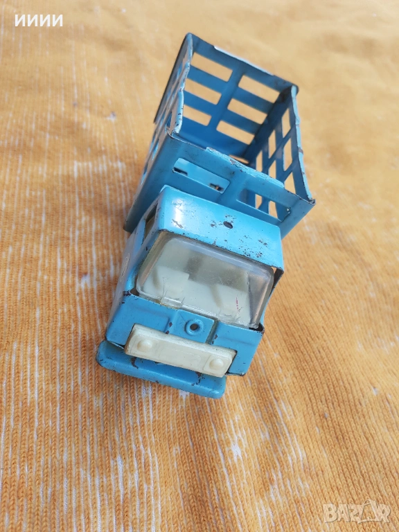 Камион кола ламаринена играчка, снимка 1