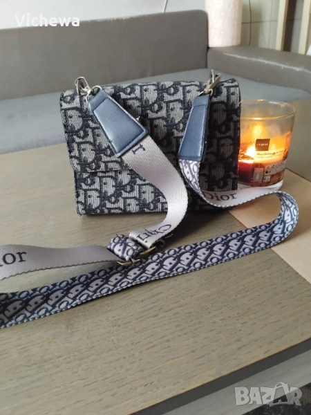 Дамска чанта, снимка 1