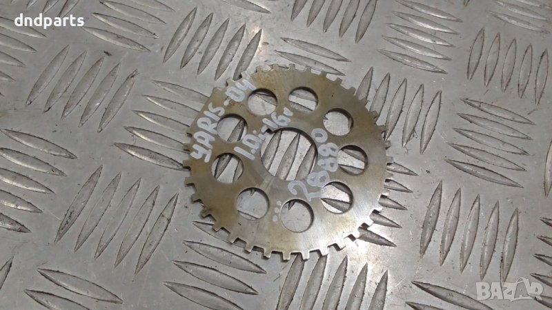 Зъбно колело Toyota Yaris 1.3i 16v 2004г.	, снимка 1