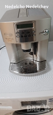 Кафеавтомат Delonghi ESAM 3400.s в отлично състояние, снимка 8 - Кафемашини - 52109678