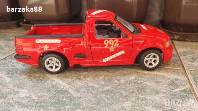 Ford F150 1:18, снимка 1