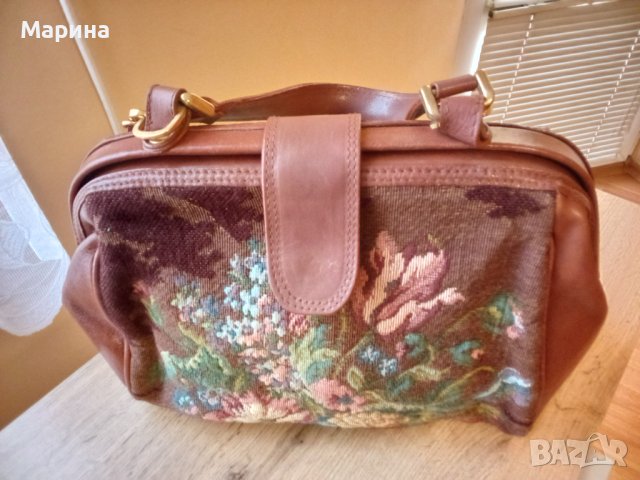 Дамска чанта, снимка 3 - Чанти - 42339388