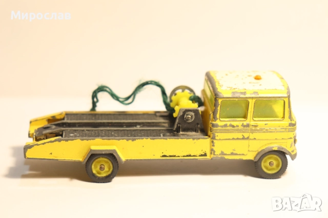 1/55 ?? SIKU MERCEDES КАМИОН РЕПАТРАК АВТОВОЗ МОДЕЛ, снимка 5 - Колекции - 52887457