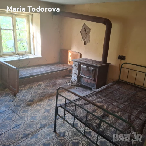 Къща в с. Полковник Серафимово , снимка 2 - Къщи - 51278521