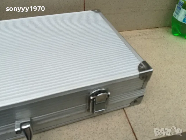 АЛУМИНИЕВ КУФАР ОТ ГЕРМАНИЯ 46Х23Х8СМ 2505251644, снимка 10 - Микрофони - 50422033