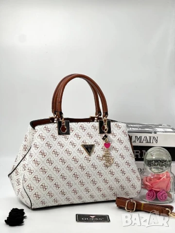 чанти guess , снимка 2 - Чанти - 50749619