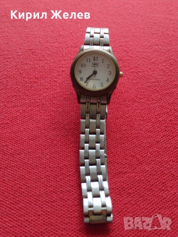 Марков дамски часовник Q/Q QUARTZ WATER RESIST много красив здрава оригинална верижка - 23488, снимка 2 - Дамски - 36110991