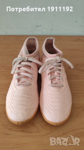 Adidas. Футболни обувки, стоножки. 35, снимка 5 - Футбол - 35730052