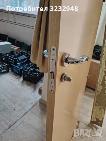  Спешно!Врати за баня.Качествени.Комплект.