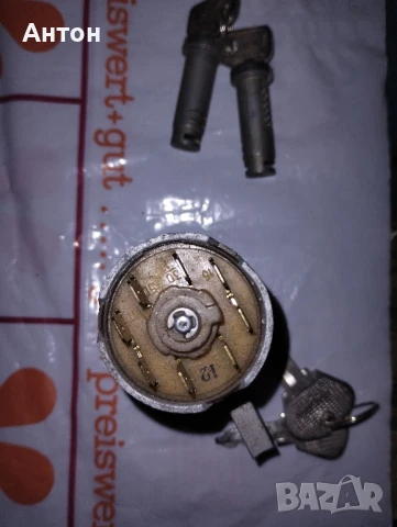 Ключ стартер и патрон за врата за автомобил от серията ВАЗ, снимка 5 - Части - 51195579