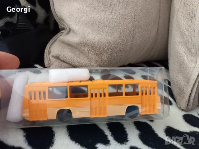 Автобус Икарус чисто ново в опаковка , снимка 3 - Колекции - 47564233