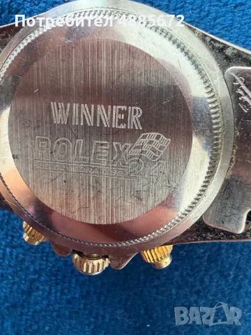 Продавам оригинален rolex купен е преди 5 години има изстрити места може да ги видите на снимка , снимка 2 - Дамски - 56128652