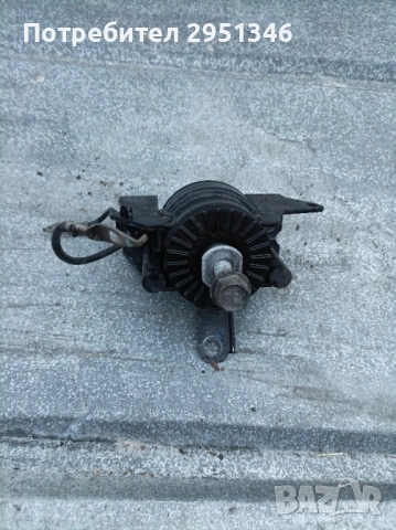 Тампон двигател Mitsubishi Space Star , снимка 2 - Части - 52485828