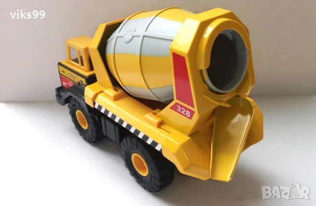 Метален Камион Cement Mixer Maisto, снимка 2 - Колекции - 47836520