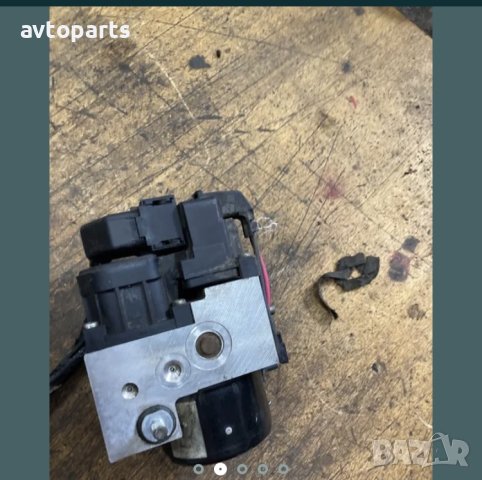 Honda civic 2004година 1.4i ABS, снимка 2 - Части - 40616968