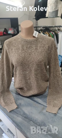 Дамски пуловер., снимка 2 - Блузи с дълъг ръкав и пуловери - 50640281
