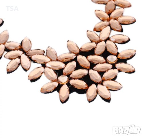 Дамско колие , снимка 3 - Колиета, медальони, синджири - 40506467