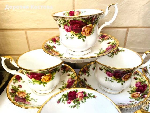 ROYAL ALBERT красив двоен сет от костен порцелан от Англия