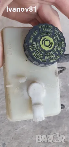 Спирачна помпа за бмв е46  с тръбички до абс помпата казанче спирачна течност bmw e46, снимка 2 - Части - 49409683