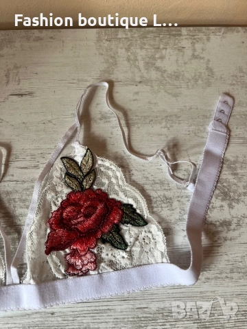 Ново бяло дантелено бюстие с бродирано цвете и регулиращи се презрамки S , M , L , XL размер 🤍🌹❤️, снимка 3 - Бельо - 52196979