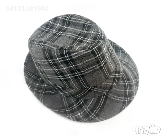 Дамска шапка сиво каре, снимка 6 - Шапки - 48618028