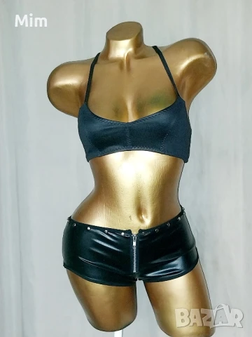 S Черни кожени къси панталони с капси и кожено бюстие , снимка 3 - Къси панталони и бермуди - 51069600