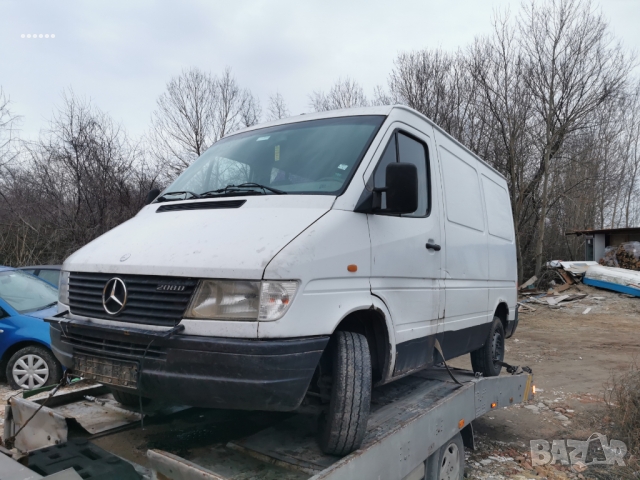 Mercedes-Benz Sprinter 2.3d 97г на части