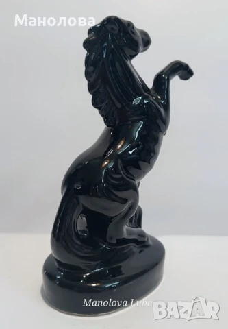 Винтидж порцеланова статуетка на изправен кон., снимка 4 - Колекции - 50650091