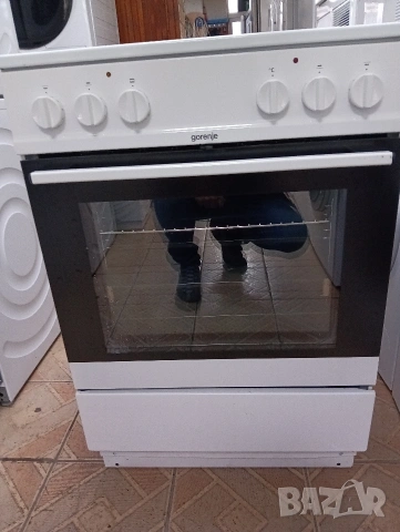 Свободно стояща печка с керамичен плот Gorenje с две години гаранция!, снимка 6 - Печки, фурни - 53064878