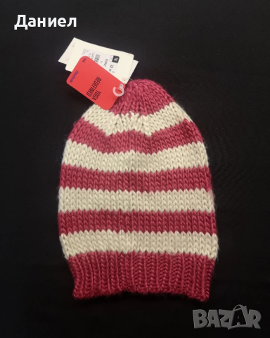 Дамска шапка Reebok , снимка 7 - Шапки - 44659869