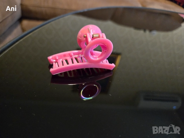 Пластмасови щипки/шноли за коса в 6 различни неонови цветове, снимка 2 - Аксесоари за коса - 51514563