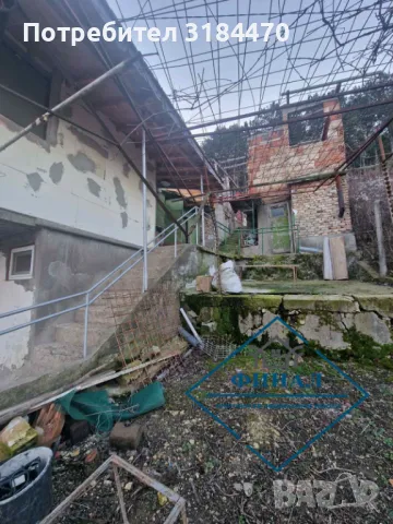 Триетажна Тухлена Вила  , снимка 4 - Вили - 48973790