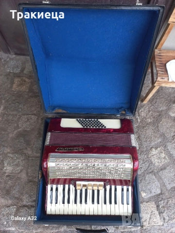 АКОРДЕОН ВЕЛТМАСТЕР Weltmeister 48баса