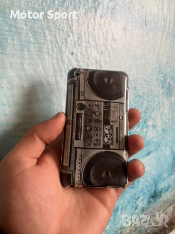iPod Touch 4th Generation 32GB, снимка 3 - Apple iPhone - 44749889