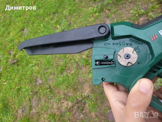 Акумулаторна резачка Parkside PAGHS 20 Li C3.Чисто нова, снимка 4 - Градинска техника - 52578852