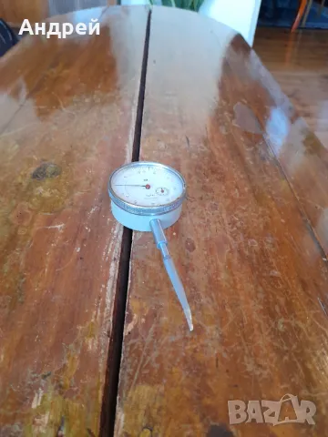 Стар индикаторен часовник,вътромер