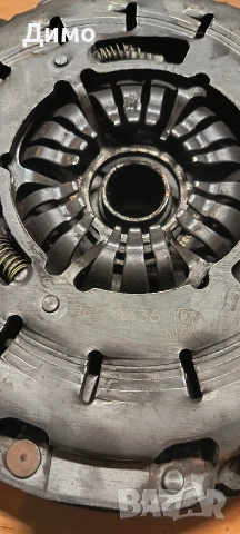 демпферен маховик съединител бмв е91 320д 163кс bmw e91 , снимка 3 - Части - 53613085
